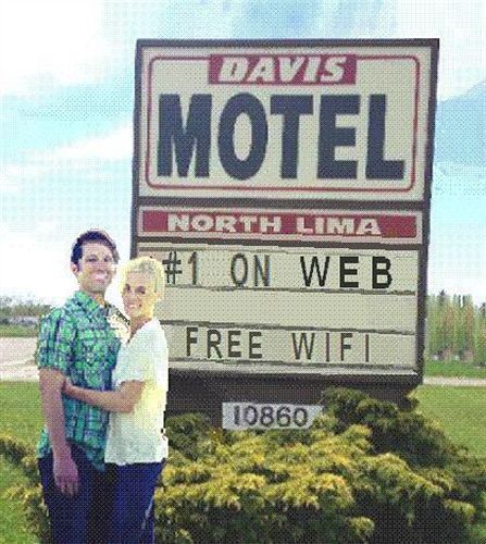 Davis Motel North Lima Buitenkant foto