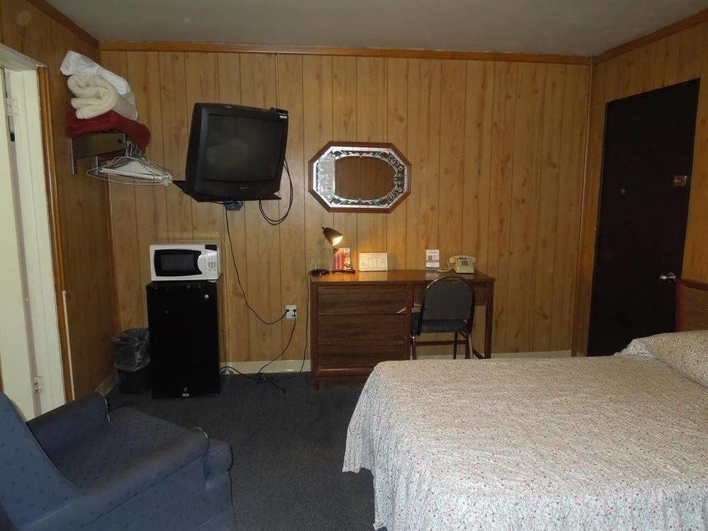 Davis Motel North Lima Buitenkant foto