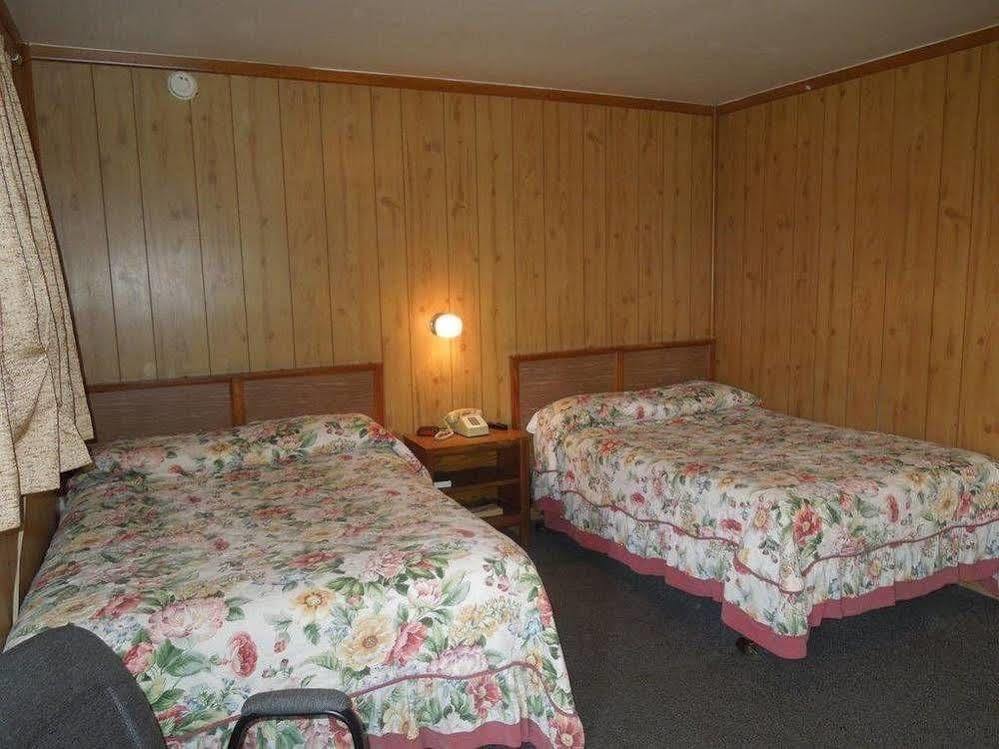 Davis Motel North Lima Buitenkant foto